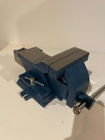 Bankschroef NIEUW 125mm beschikbaar voor biedingen