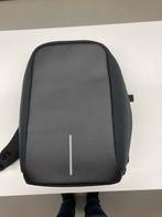 XD design Stijlvolle zwarte rugzak, 25 tot 40 cm, Zo goed als nieuw, Waterdicht, 30 tot 45 cm