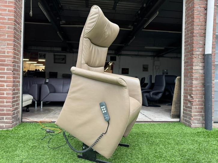Sta-op stoel PROMINENT Wilson Frans Molenaar taupe leer, Huis en Inrichting, Stoelen, Zo goed als nieuw, Eén, Hout, Leer, Metaal