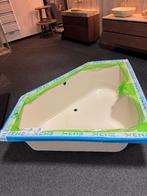 hoekbad 145 x 145 in kleur creme Xenz Cyprus nu €600 nieuw, Ophalen, Nieuw, Bad