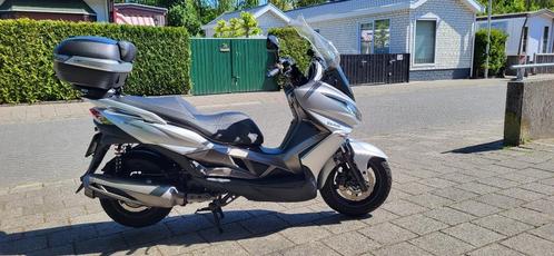 Kawasaki J300 ABS - slechts 8964 km, Motoren, Motoren | Kawasaki, Particulier, Scooter, 12 t/m 35 kW, 1 cilinder, Ophalen