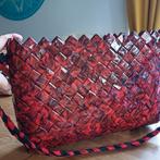 Handgemaakte Gehaakte Patchwork Tas, Sieraden, Tassen en Uiterlijk, Tassen | Damestassen, Ophalen of Verzenden, Nieuw, Rood, Handtas