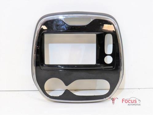 Dashboard deel van een Renault Captur, Auto-onderdelen, Dashboard en Schakelaars, Renault, Gebruikt, 6 maanden garantie, 12 maanden garantie