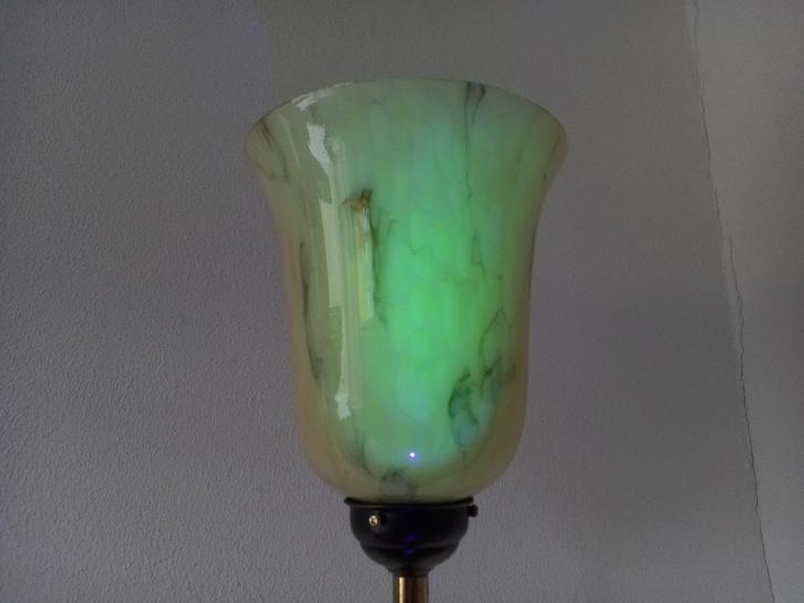 Art Deco Vloerlamp Gemarmerd Opaal Glazen Uranium Kap., Antiek en Kunst, Antiek | Lampen, Ophalen