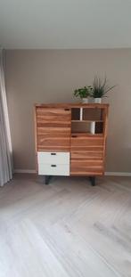 Xooon kast, 65 €/maand, Zwart, 4 cilinders, 179 pk