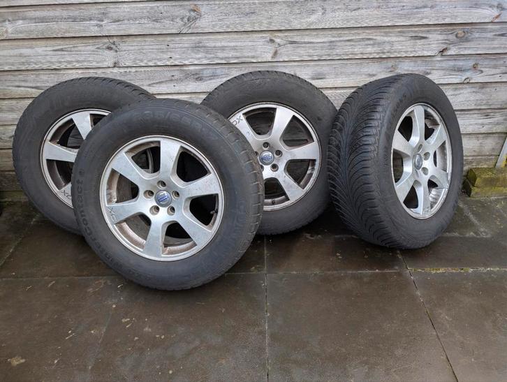 Volvo XC60 Velgen 17 Inch, Auto-onderdelen, Banden en Velgen, Velg(en), Zomerbanden, 17 inch, 235 mm, Personenwagen, Gebruikt