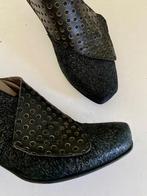 J316 Lisa Tucci maat 38 leren lage laarsjes schoenen zwart, Zwart, Zo goed als nieuw, Lisa Tucci, Ophalen of Verzenden