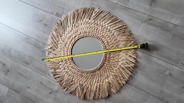 Hele gave spiegel 82 cm beschikbaar voor biedingen