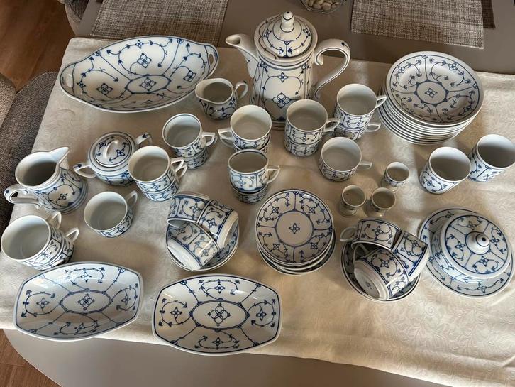 JÄGER PORSELEIN VEEL T.E.A.B, Antiek en Kunst, Antiek | Servies compleet, Ophalen