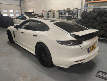 Porsche Panamera 2.9 V6 E-hybrid 462pk PDK 2018 Grijs beschikbaar voor biedingen