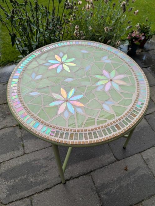 Handgemaakte mozaïek bijzettafel, Huis en Inrichting, Tafels | Bijzettafels, Nieuw, Rond, 45 tot 60 cm, Minder dan 55 cm, Hout
