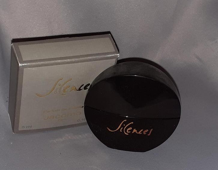 Volle parfum mini - Jacomo Silences + doosje, Verzamelen, Parfumverzamelingen, Zo goed als nieuw, Miniatuur, Gevuld, Ophalen of Verzenden