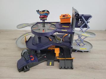 Hot Wheels mega garage  beschikbaar voor biedingen