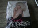 Lady GaGa			de Biografie-2010-stickerrest kaft, Artiest, Ophalen of Verzenden, Zo goed als nieuw