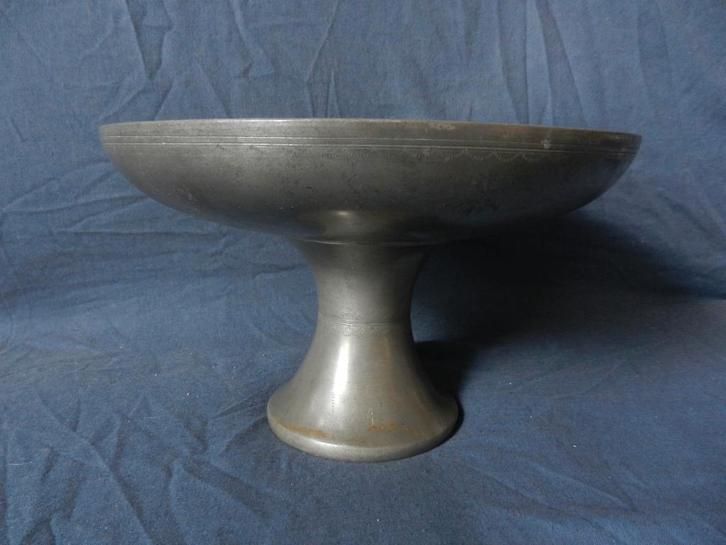 Tazza schaal Blindjoe Banka tin Indonesië m karakters 15x24, Antiek en Kunst, Antiek | Tin, Ophalen of Verzenden