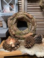 Mooie krans dennenappel lariks dadeltak of schors, Ophalen of Verzenden, Zo goed als nieuw