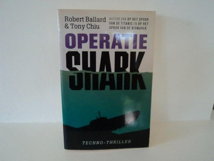 OPERATIE SHARK, Boeken, Thrillers, Zo goed als nieuw, Amerika, Ophalen of Verzenden