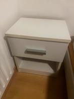 2x Nachtkastje - 41x32 cm, Huis en Inrichting, Ophalen, Minder dan 45 cm, Zo goed als nieuw, Minder dan 55 cm