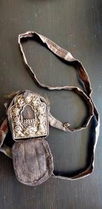 Antiek reisaltaar ghau met origineel etui uit Tibet, Antiek en Kunst, Kunst | Niet-Westerse kunst, Ophalen of Verzenden