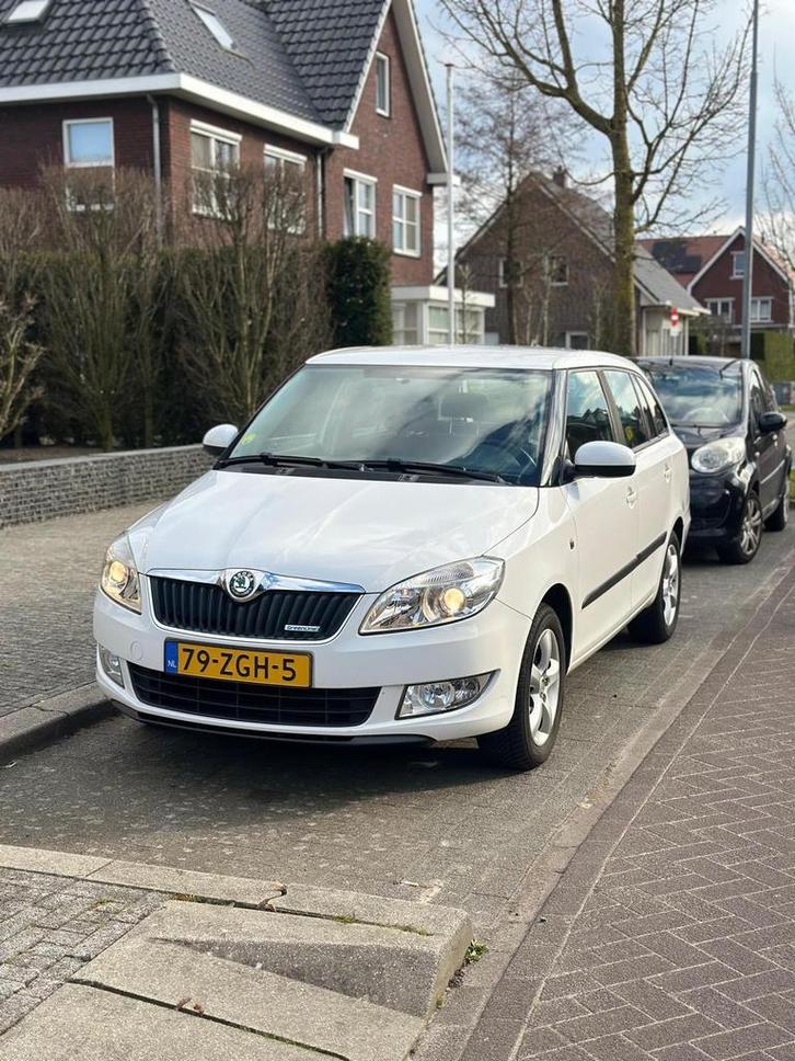 Skoda Fabia 1.2 TDI 55KW Greenline Combi 2012 Wit, Auto's, Skoda, Particulier, Diesel, B, Stationwagon, Handgeschakeld, Origineel Nederlands