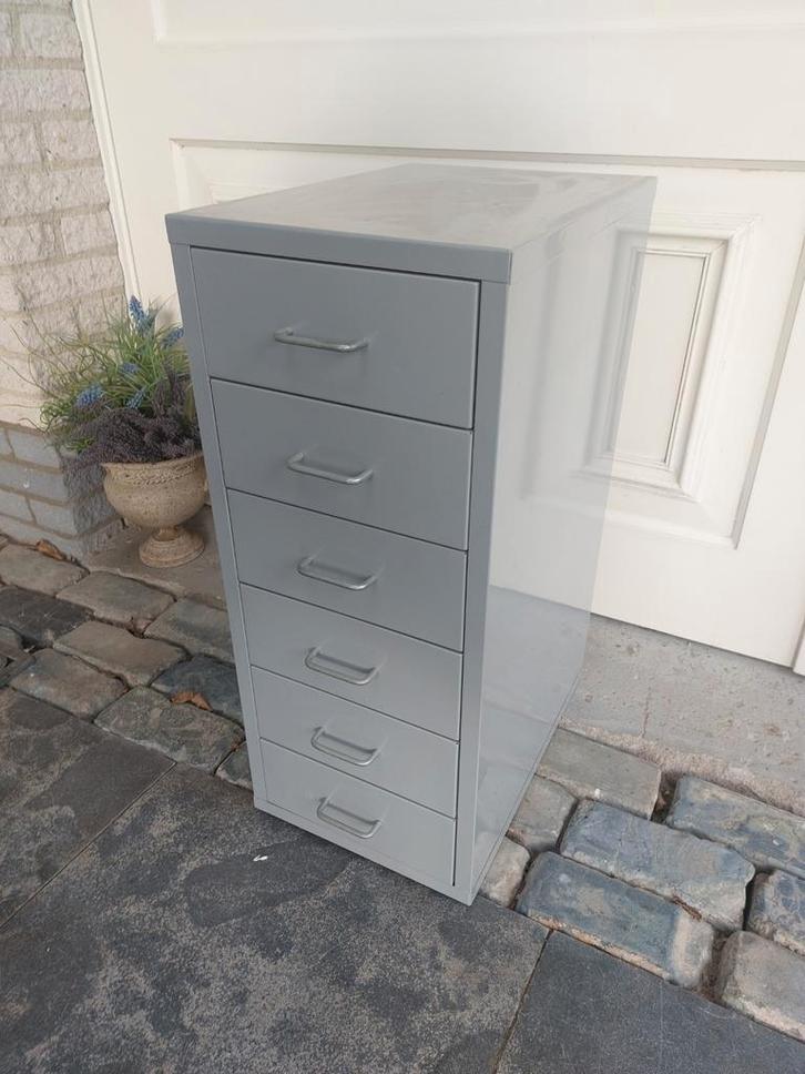 Ikea Ladenkast - Grijs Metaal zware  industriële uitvoering, Huis en Inrichting, Kasten | Ladekasten, Gebruikt, Minder dan 100 cm