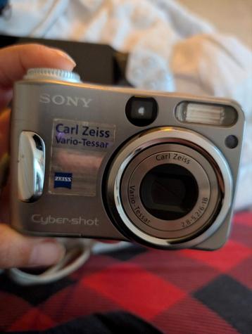 Sony camera beschikbaar voor biedingen