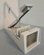 Patatsnijder Frietsnijder Brabantia
Frietsnijder van het, Ophalen of Verzenden, Zo goed als nieuw