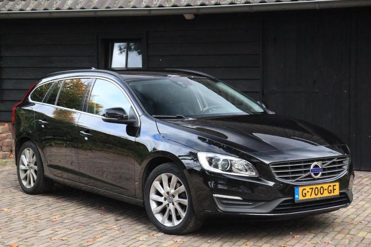 Volvo V60 2.0 T3 Momentum Xenon/Navigatie/Parkeersensor/Stoe, Auto's, Volvo, Bedrijf, Te koop, V60, ABS, Airbags, Airconditioning