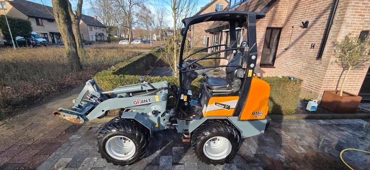 Giant G 1500 Xtra shovel met kenteken. Marge, Zakelijke goederen, Machines en Bouw | Kranen en Graafmachines, Wiellader of Shovel
