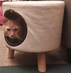 Kattenhuisje + stevig krukje in één., Dieren en Toebehoren, Kattenmanden, Ophalen, Gebruikt, Overige