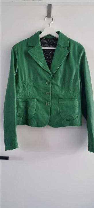 Groen leren kolbertje maat 42 getailleerd ARMA, Kleding | Dames, Jasjes, Kostuums en Pakken, Zo goed als nieuw, Ophalen of Verzenden