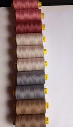 10 grote klossen naaigaren mara gutermann 1000 meter., Ophalen of Verzenden, Zo goed als nieuw, Garen of Naald(en)