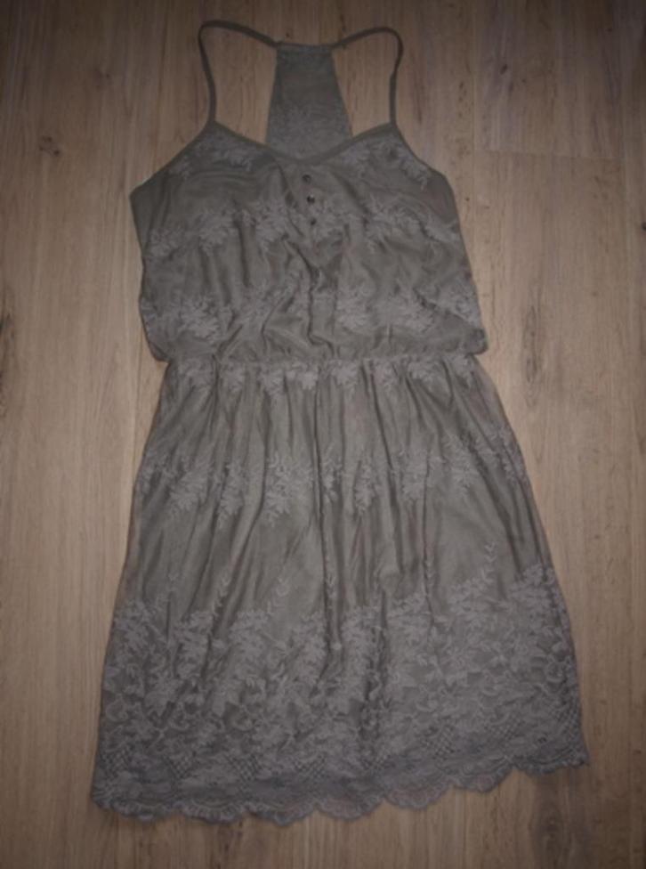 Grijze Voile Jurk Vero Moda (M), Kleding | Dames, Jurken, Gedragen, Maat 38/40 (M), Grijs, Knielengte, Ophalen of Verzenden