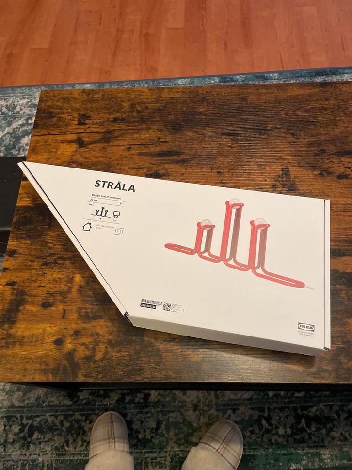 Gustaf Westman STRÅLA Lamp - Nieuw in doos!, Huis en Inrichting, Lampen | Tafellampen, Nieuw, Minder dan 50 cm, Kunststof, Ophalen of Verzenden