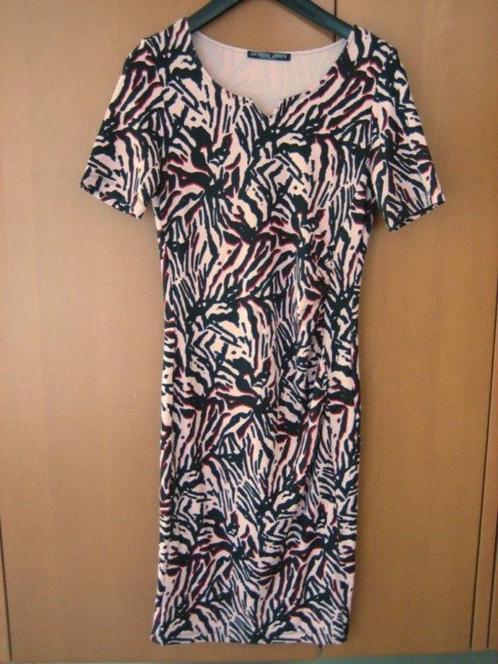 Zeer elegante jurk JUFFROUW JANSEN 36-38 snazzeys, Kleding | Dames, Jurken, Nieuw, Maat 36 (S), Zwart, Onder de knie, Verzenden