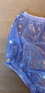 Blauwe plastic broek met drukknopen, Kort, Blauw, Maat 46/48 (XL) of groter, Nieuw