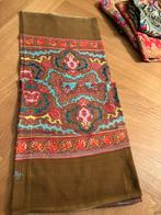 Oilily sjaals, Ophalen of Verzenden, Zo goed als nieuw, Maat 46/48 (XL) of groter, Sjaal