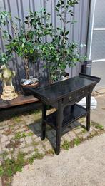 Chinese sidetable, Ophalen