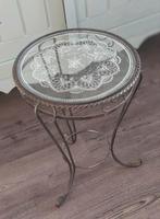 Vintage Bijzettafeltje met Glazen Blad, Ophalen, Minder dan 45 cm, Minder dan 55 cm, Gebruikt