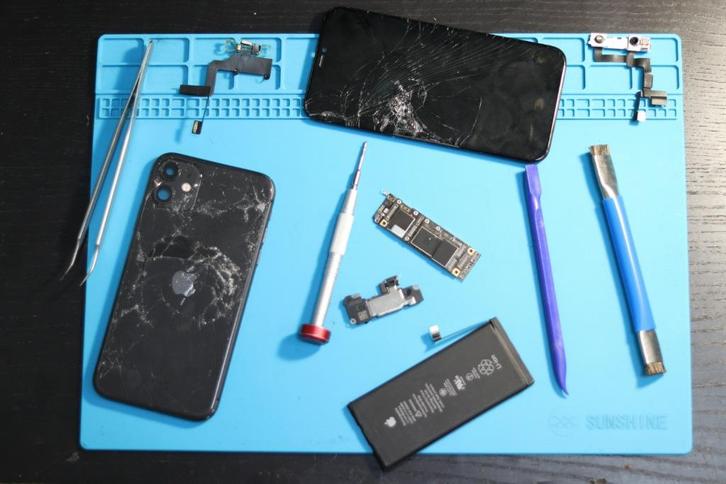 GEZOCHT: kapotte elektronica!, Computers en Software, Apple Macbooks, Niet werkend, 13 inch, Ophalen of Verzenden