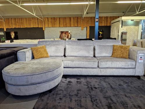 Modern velvet hoekbank lounge U bank | Showroom Utrecht