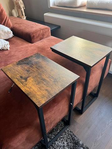 2 x wood/metal side tables - brown beschikbaar voor biedingen