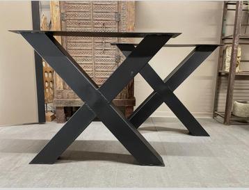 Stalen X Onderstel (2 stuks) - 72cm hoog beschikbaar voor biedingen