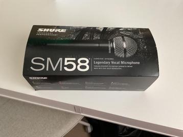 Microfoon Shure SM58 plus standaard beschikbaar voor biedingen