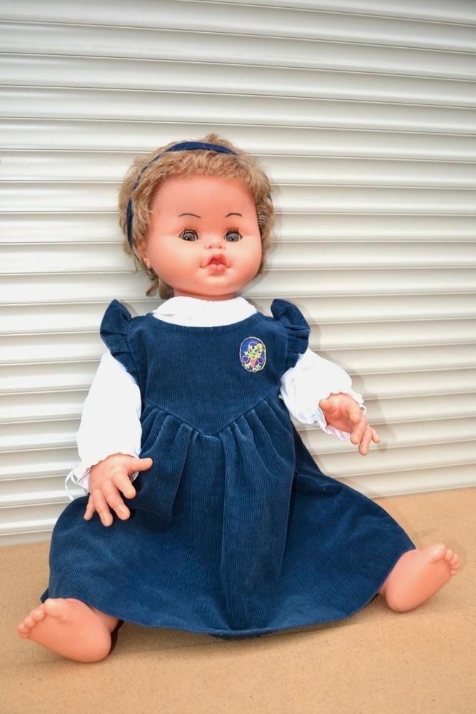 Mooie grote Bella pop uit de jaren 1960 NR 8274, Verzamelen, Poppen, Zo goed als nieuw, Pop, Ophalen of Verzenden