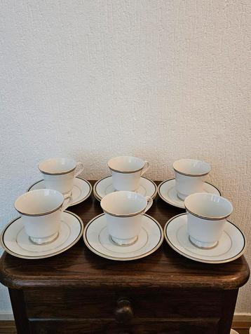 Laklain Porselein Kop en Schotel Set (6x) beschikbaar voor biedingen