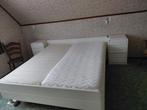 Bed 180 x 200 met nachtkastjes en 1 elektrische bodem., Huis en Inrichting, Slaapkamer | Bedden, Ophalen, Tweepersoons, 180 cm
