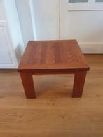 Houten bijzettafel - Vierkant - 2 stuks, Ophalen, Minder dan 45 cm, Gebruikt, Vierkant