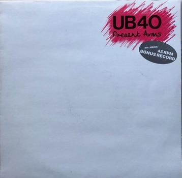 UB 40 LP: PRESENT ARMS beschikbaar voor biedingen