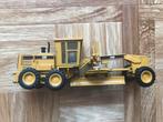 Norscot model Caterpillar CAT 140H motorgrader, Hobby en Vrije tijd, Modelauto's | 1:50, Ophalen of Verzenden, Gebruikt, Hijskraan, Tractor of Landbouw